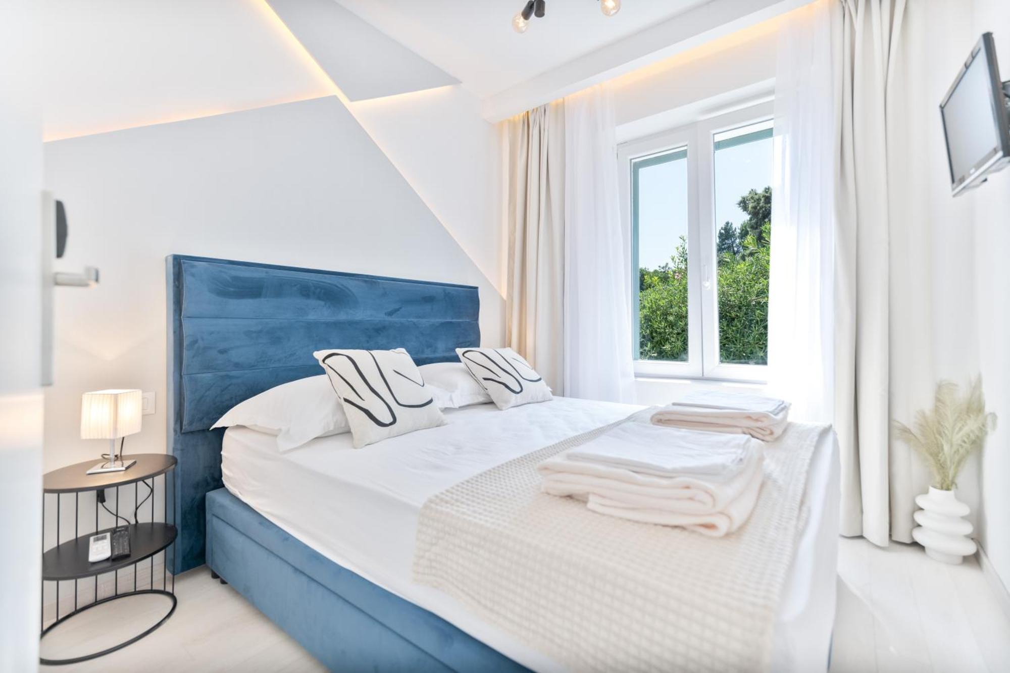 Aurora Beachfront Luxury Rooms&Suites Brela Oda fotoğraf